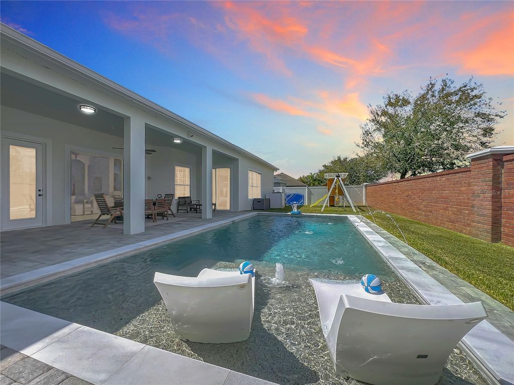 Photo of 10235 Kristen Park Drive, Orlando, FL 32832 (MLS # O6390031)