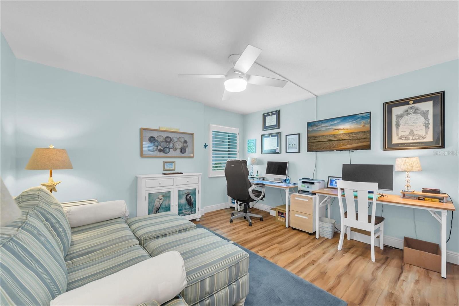 THREE PALMS POINTE CONDO - Residential