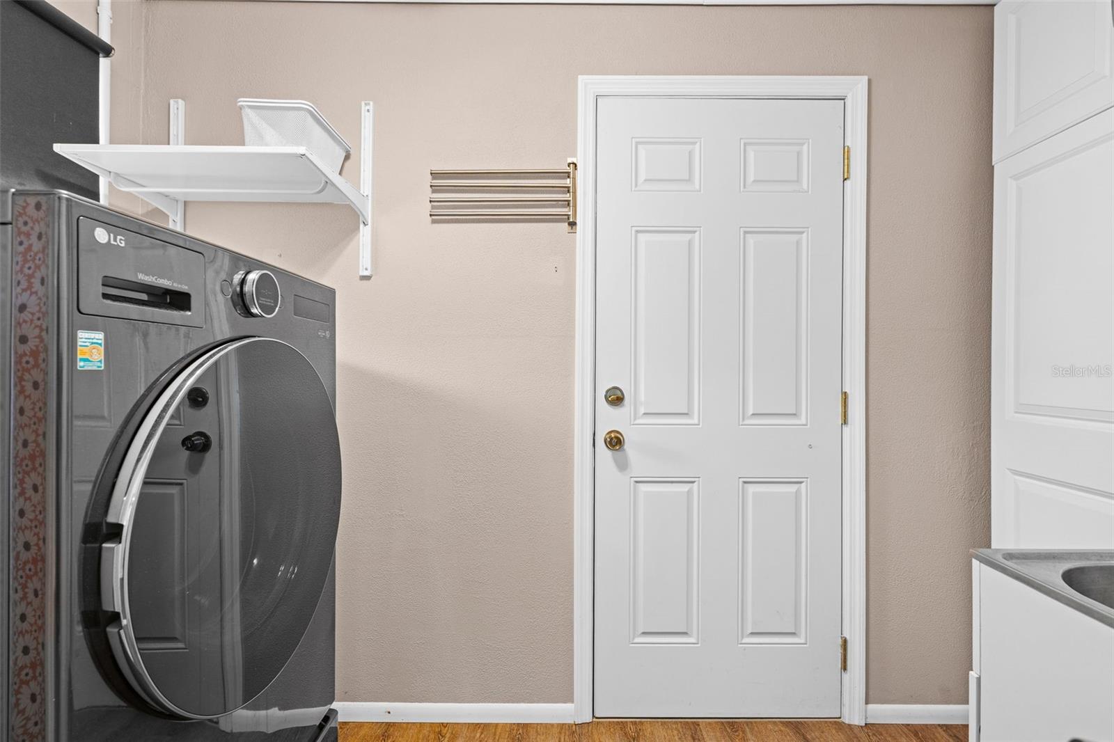 RIDGEWOOD ESTATES 21ST ADD - Residential