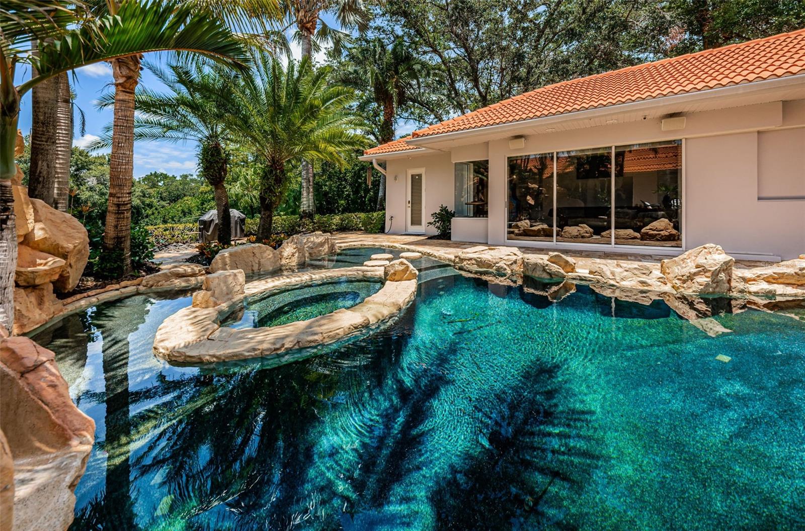 ACREAGE - Residential