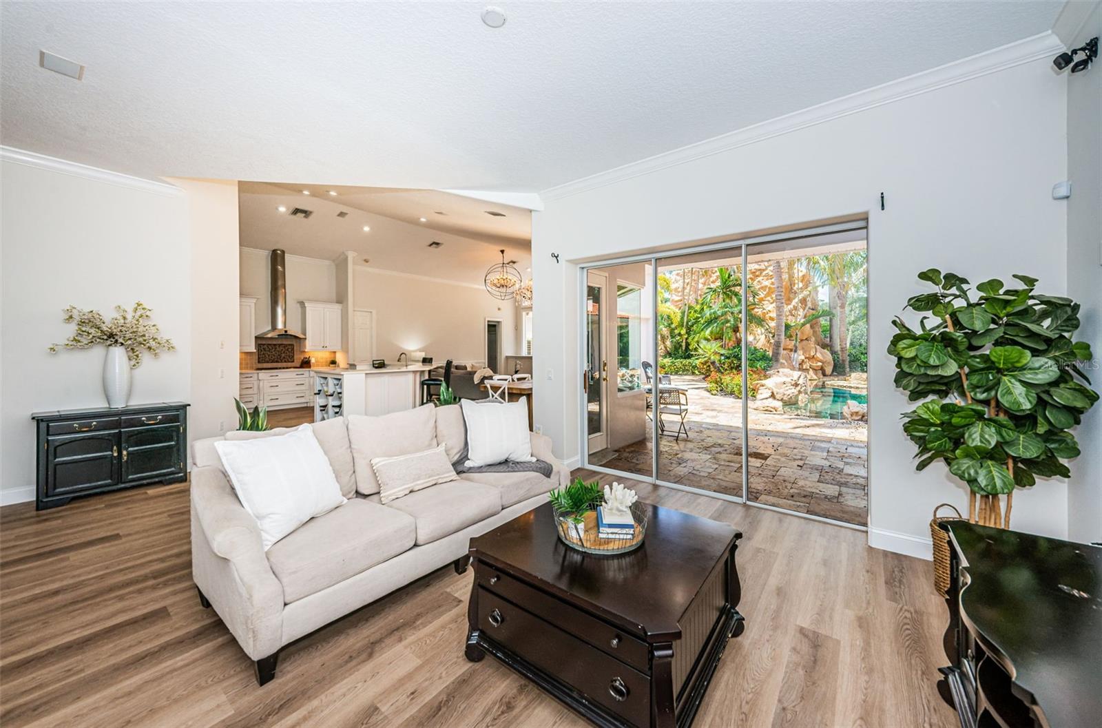 ACREAGE - Residential