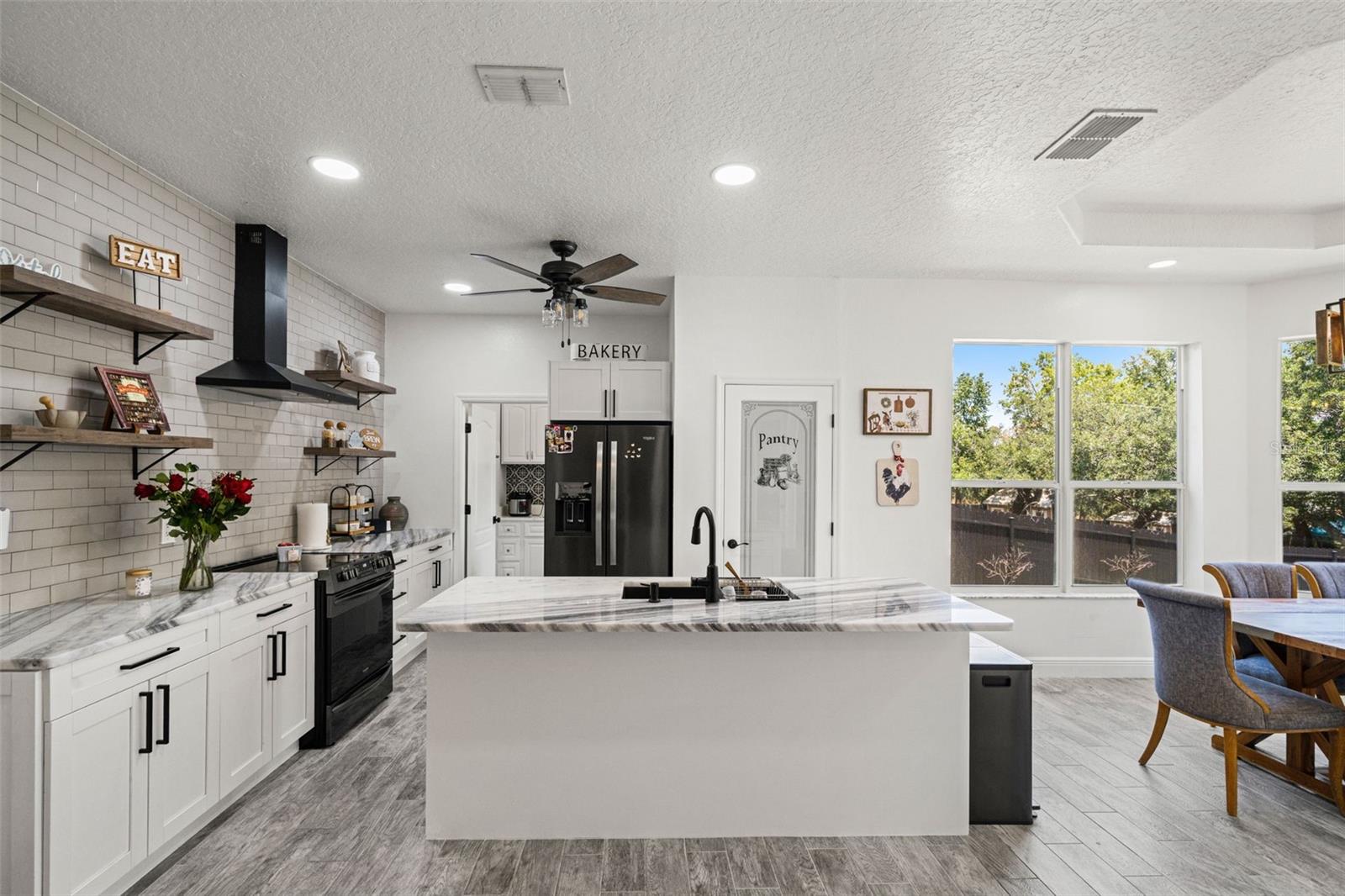 ROYAL HIGHLANDS UNIT 4 - Residential