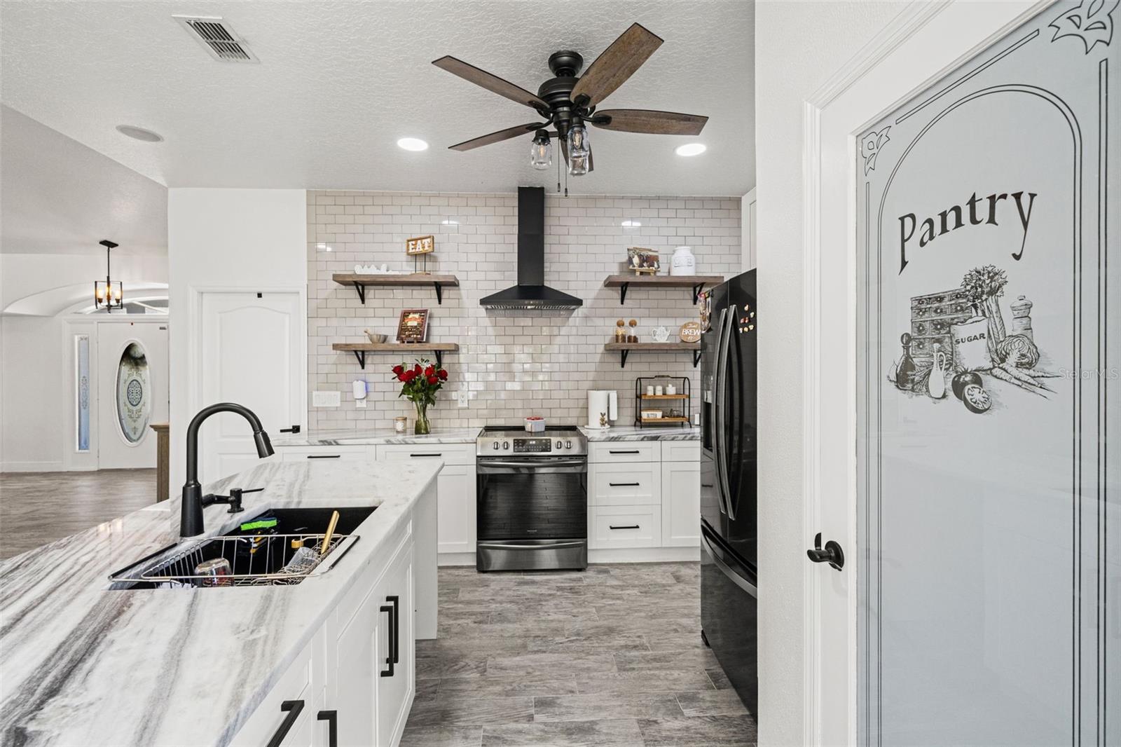 ROYAL HIGHLANDS UNIT 4 - Residential