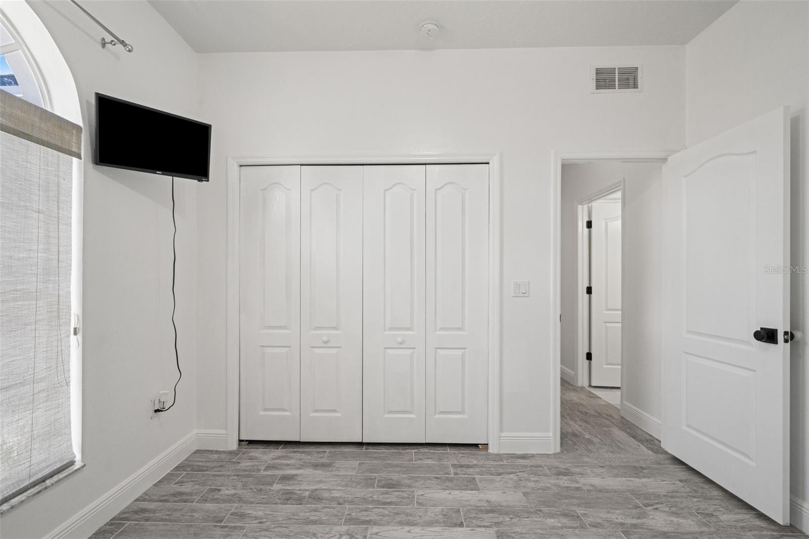 ROYAL HIGHLANDS UNIT 4 - Residential