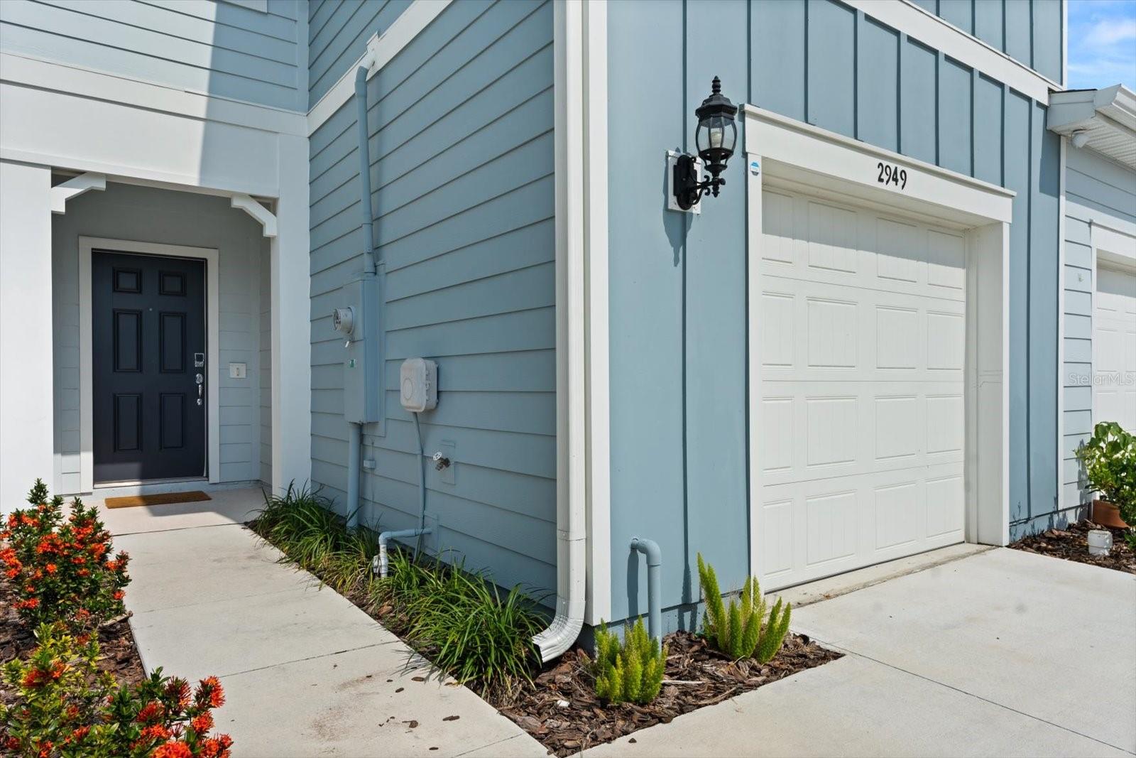2949 CLEVER LANE