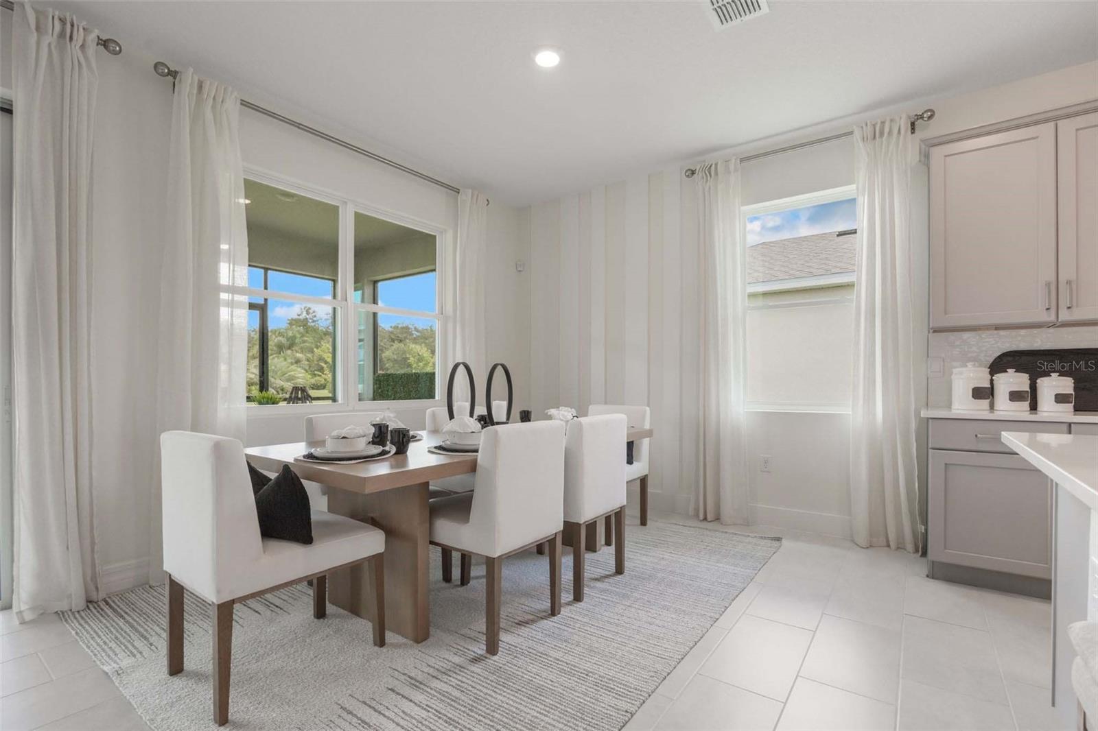 LAKES OF MOUNT DORA - Residential