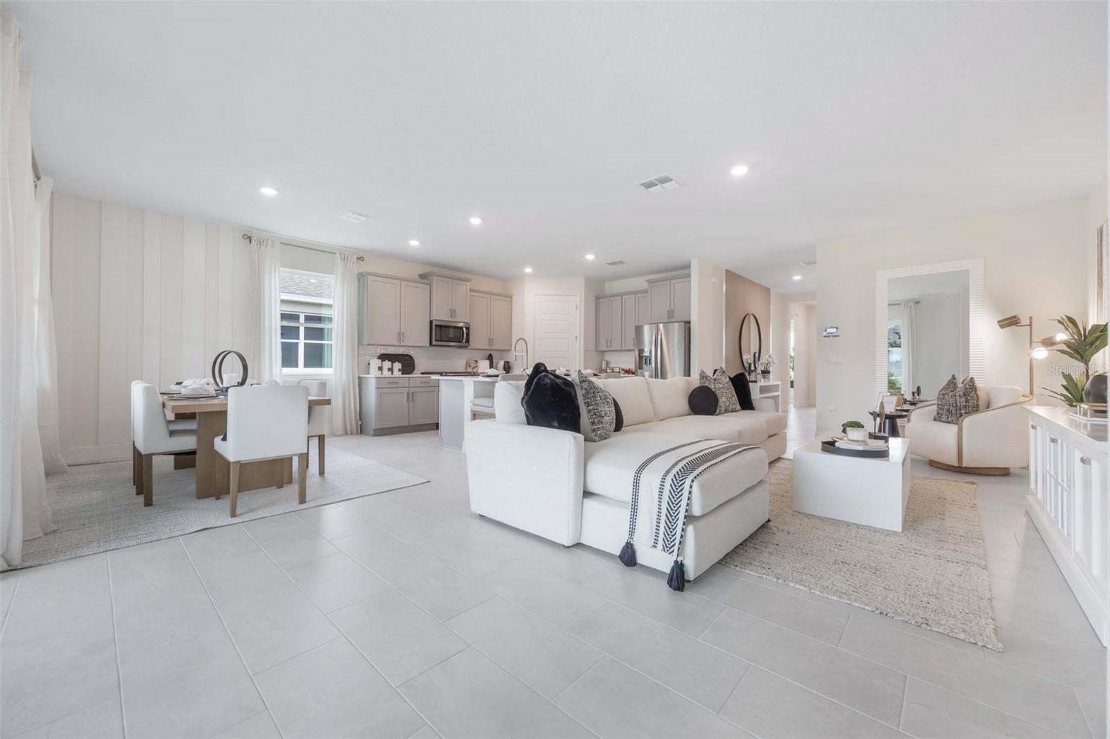 LAKES OF MOUNT DORA - Residential