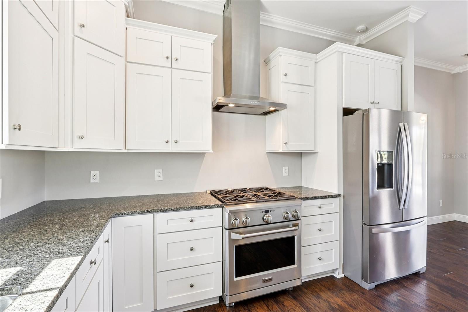 LAKE PICKET ESTATES PH 3 5 ACRE DEV - Residential