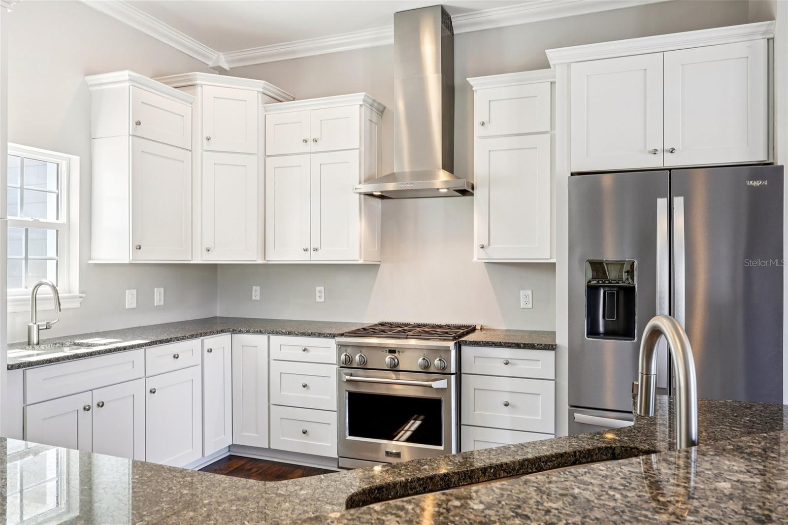 LAKE PICKET ESTATES PH 3 5 ACRE DEV - Residential