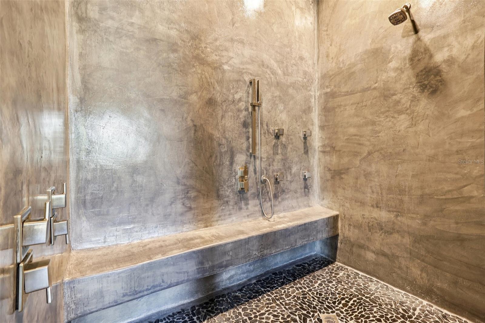 LAKE PICKET ESTATES PH 3 5 ACRE DEV - Residential