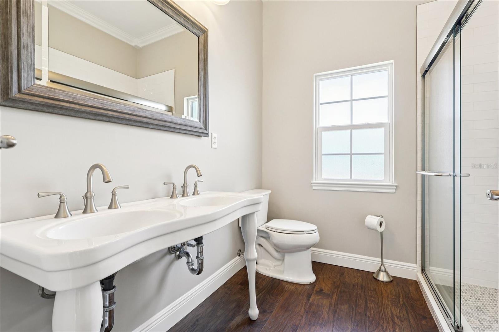 LAKE PICKET ESTATES PH 3 5 ACRE DEV - Residential