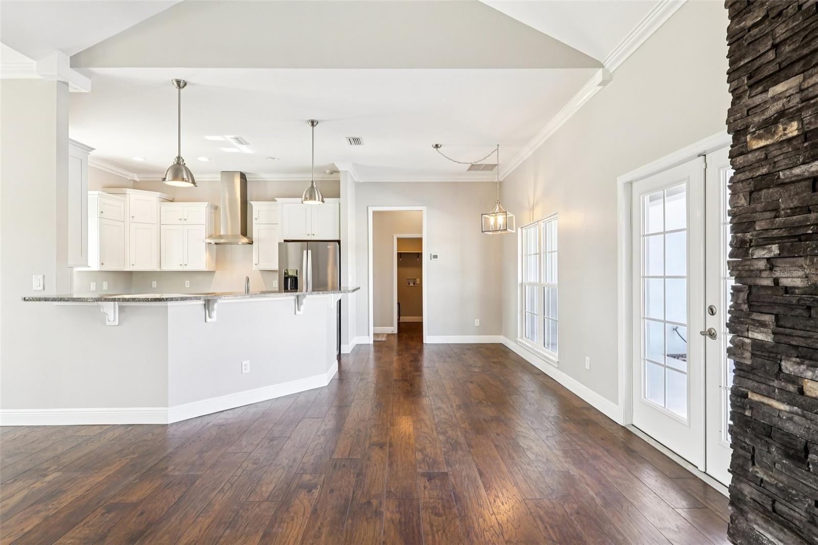 LAKE PICKET ESTATES PH 3 5 ACRE DEV - Residential