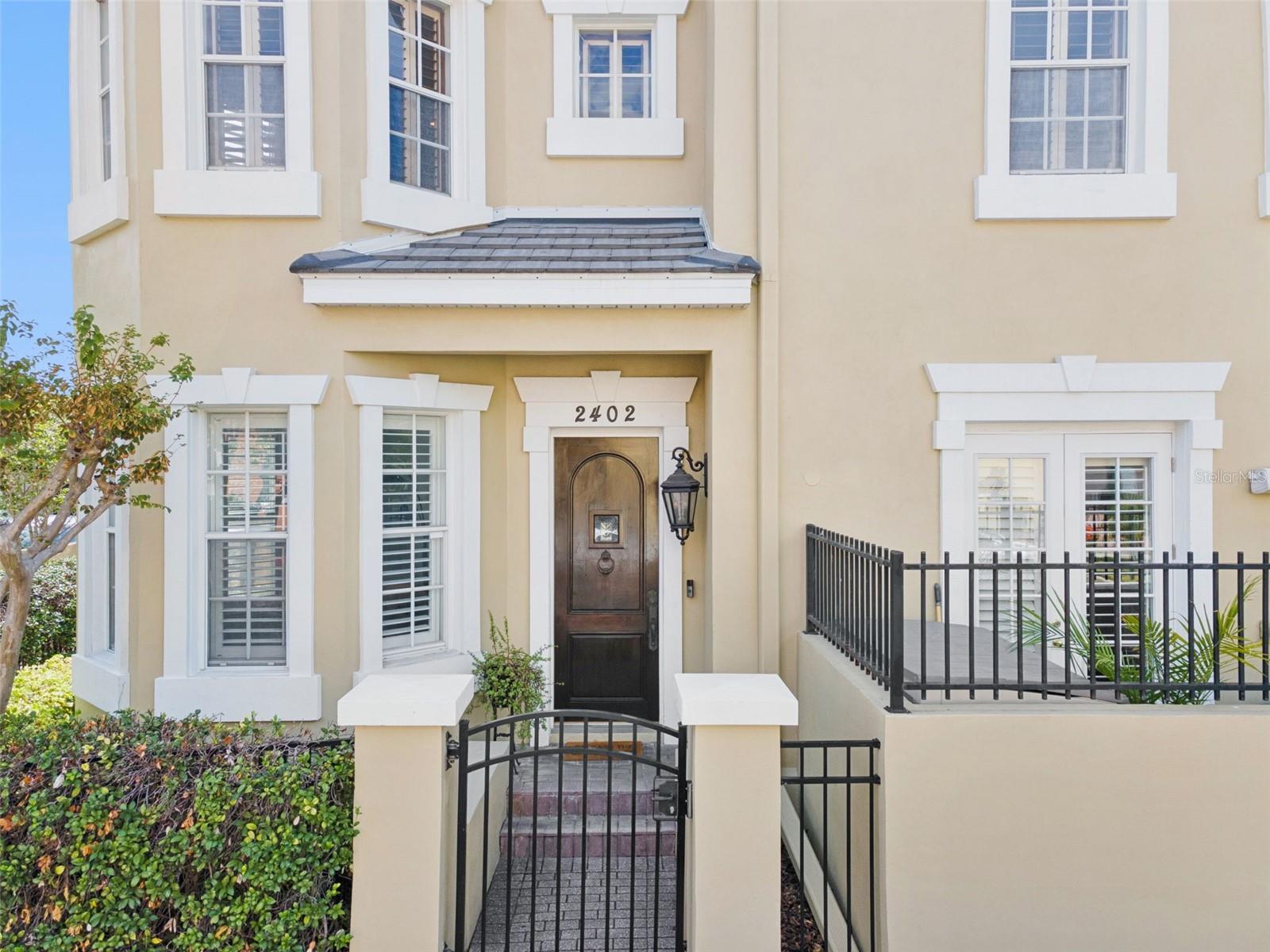 2402 VICTORIA GARDENS LANE