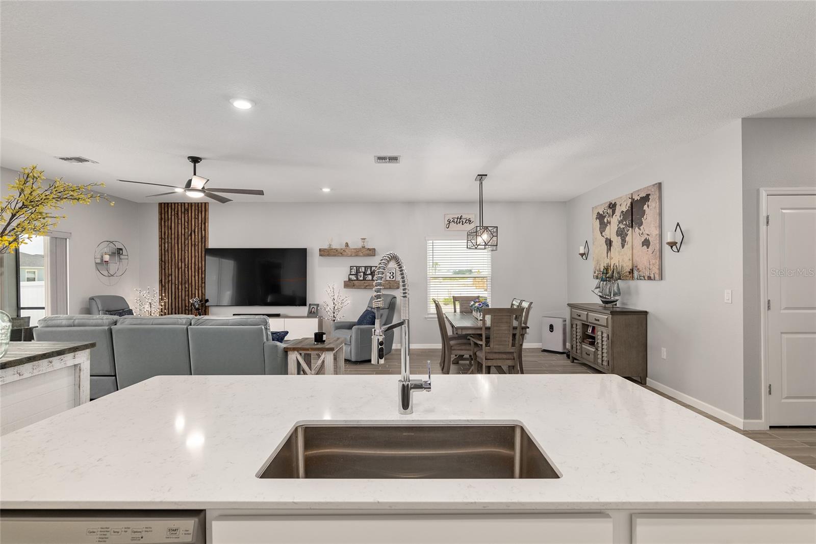 FREEDOM CROSSINGS PRESERVE - Residential