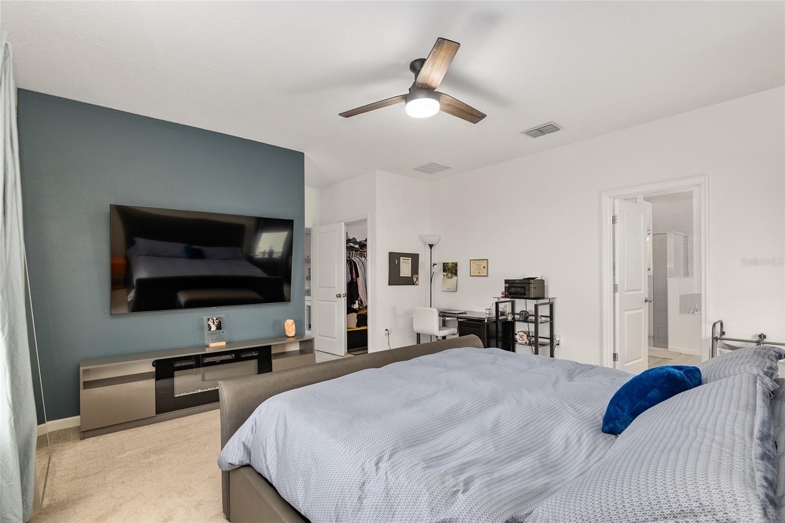 FREEDOM CROSSINGS PRESERVE - Residential