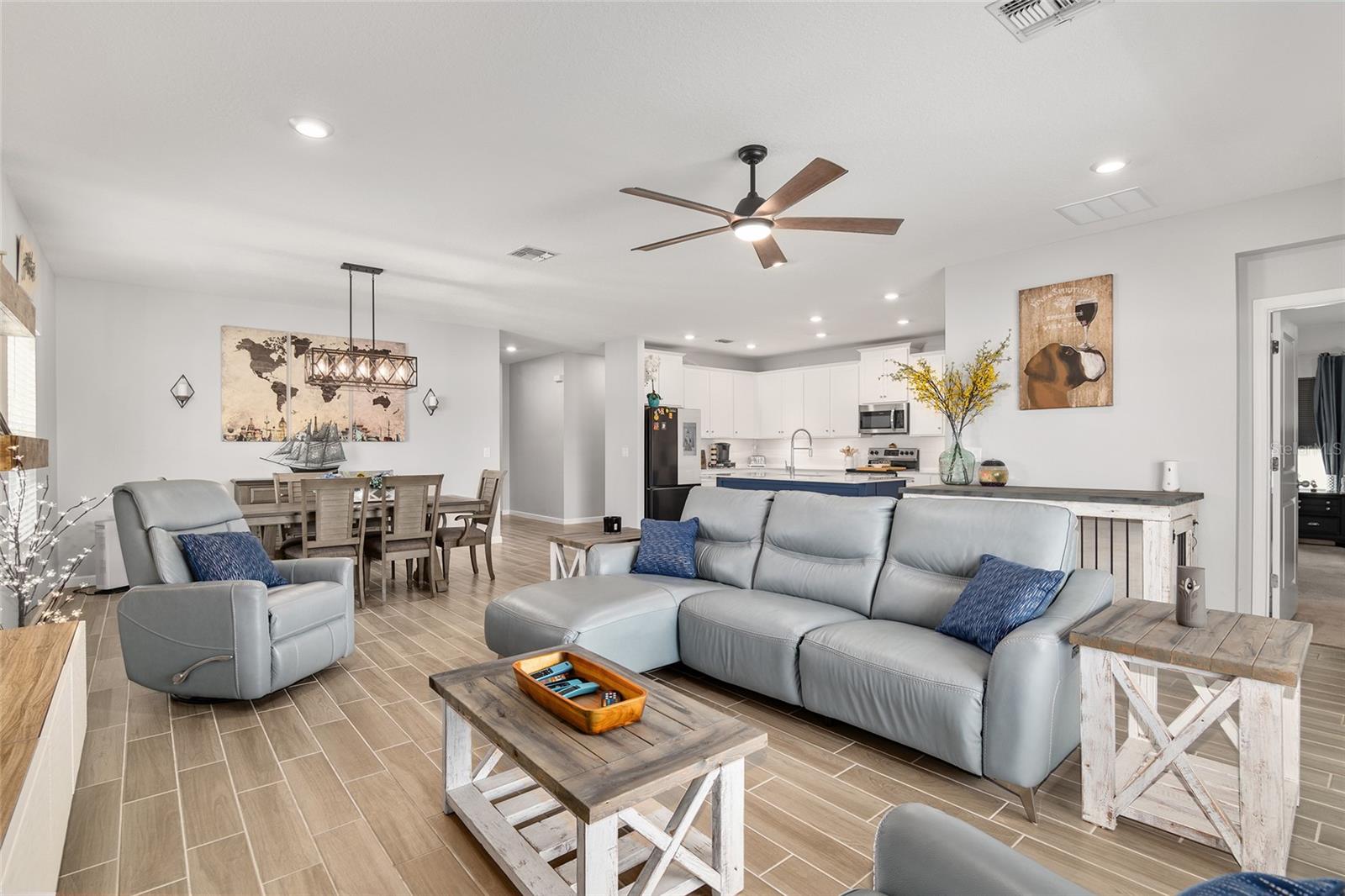 FREEDOM CROSSINGS PRESERVE - Residential