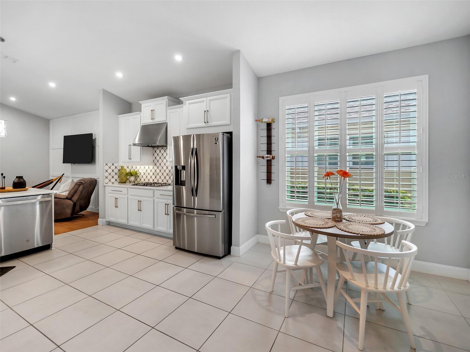 CRESTVIEW - Residential