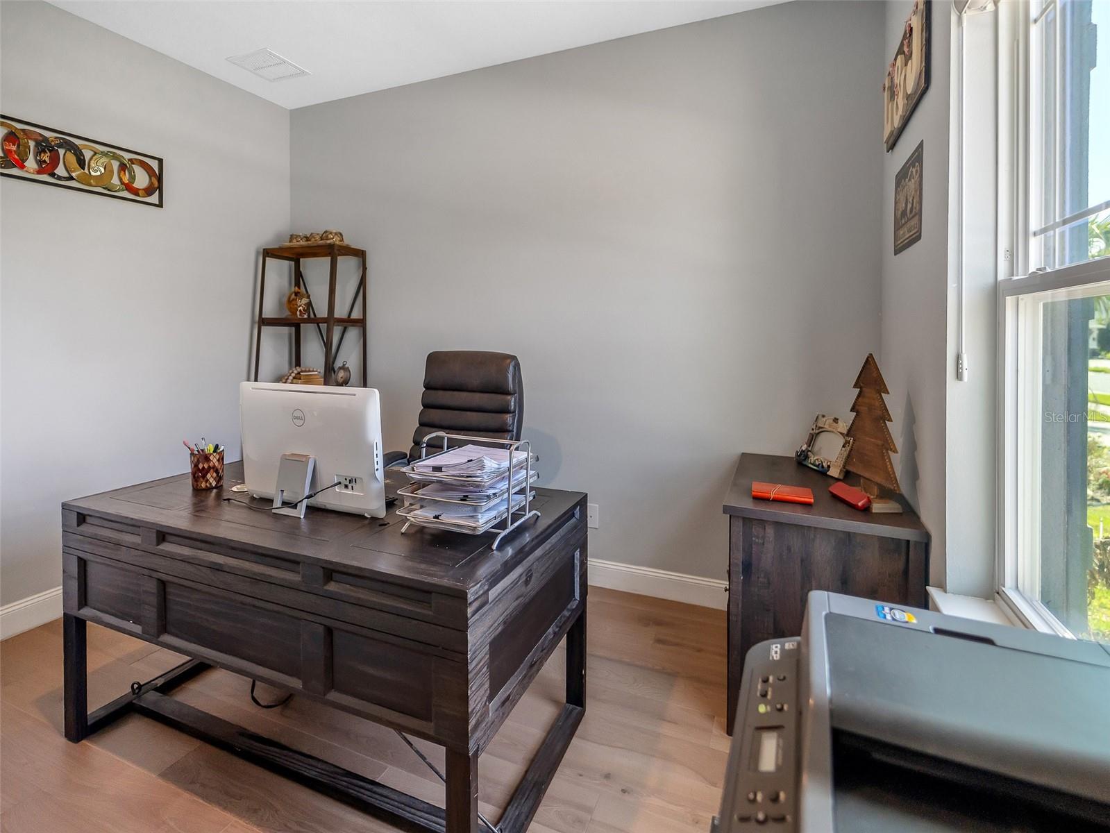 CRESTVIEW - Residential