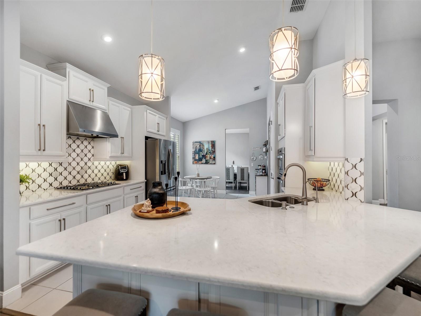 CRESTVIEW - Residential