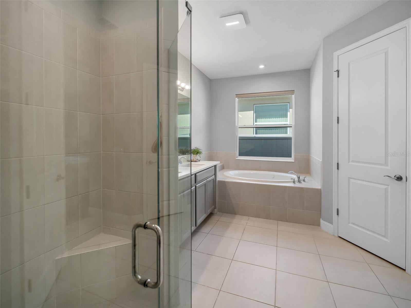 CRESTVIEW - Residential