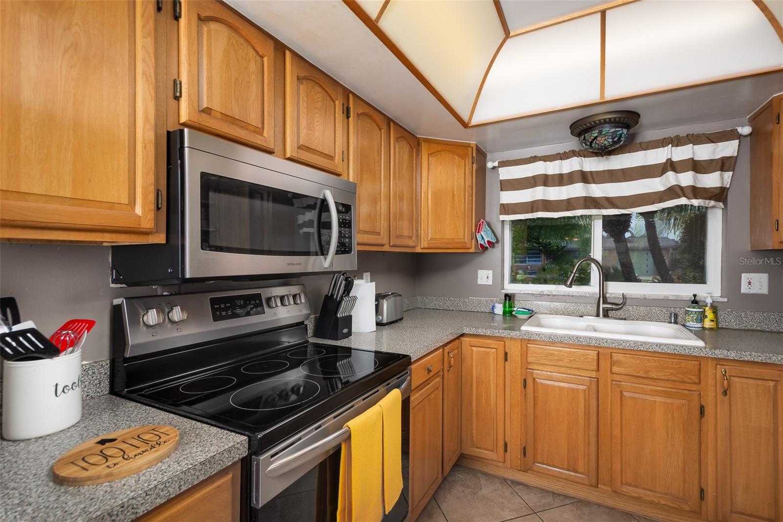 EASTWOOD TERRACE - Residential