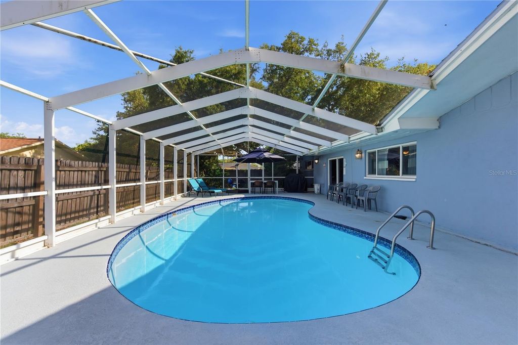 Photo of 1 Maplewood Avenue, Clearwater, FL 33765 (MLS # TB8498771)