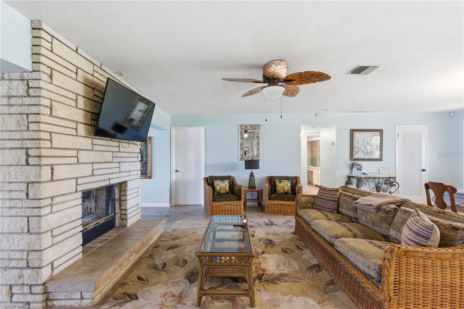 EASTWOOD TERRACE - Residential