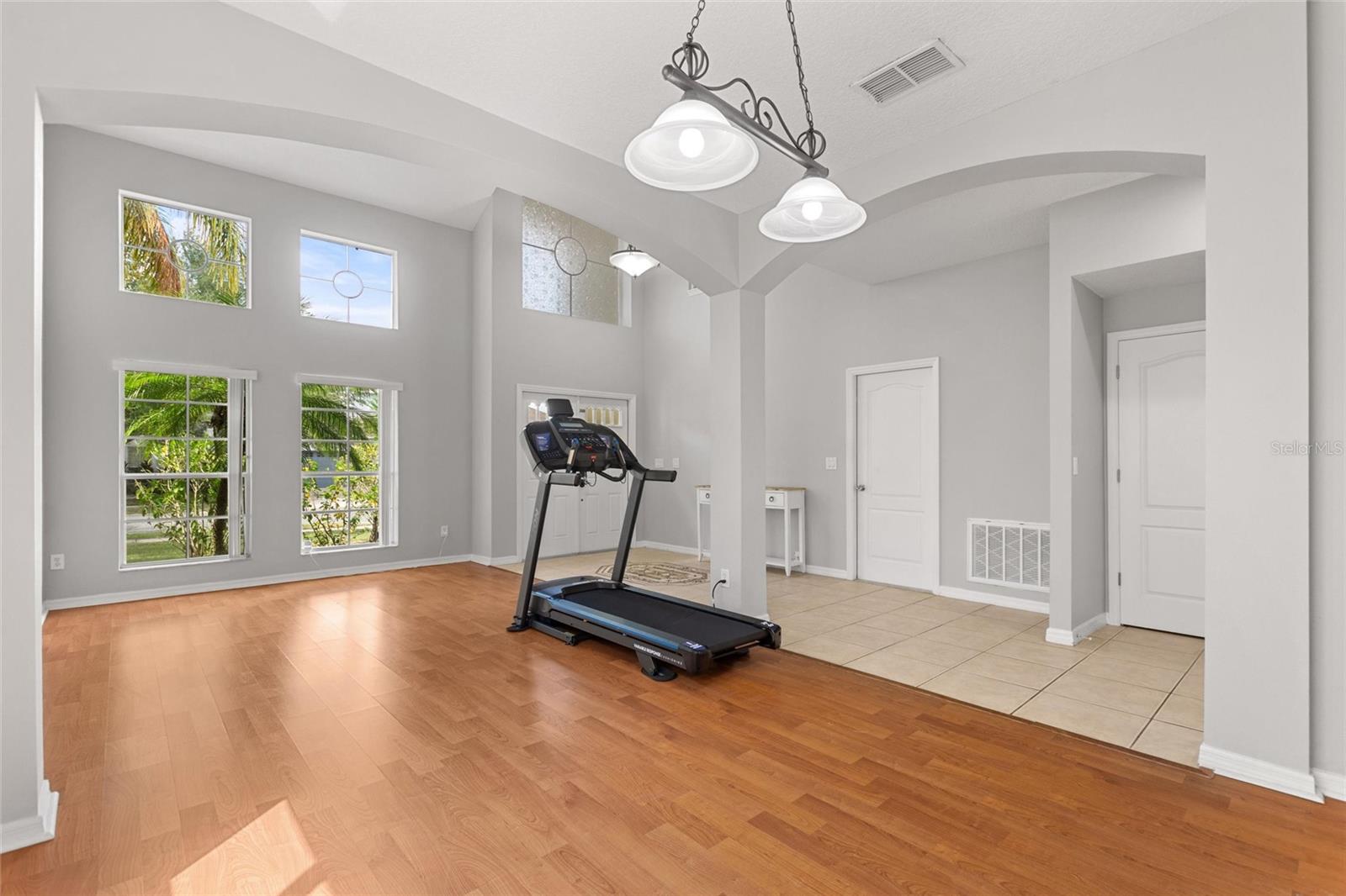 SORRENTO HILLS PH 01 & 02 LT 01 BLK A ORB - Residential