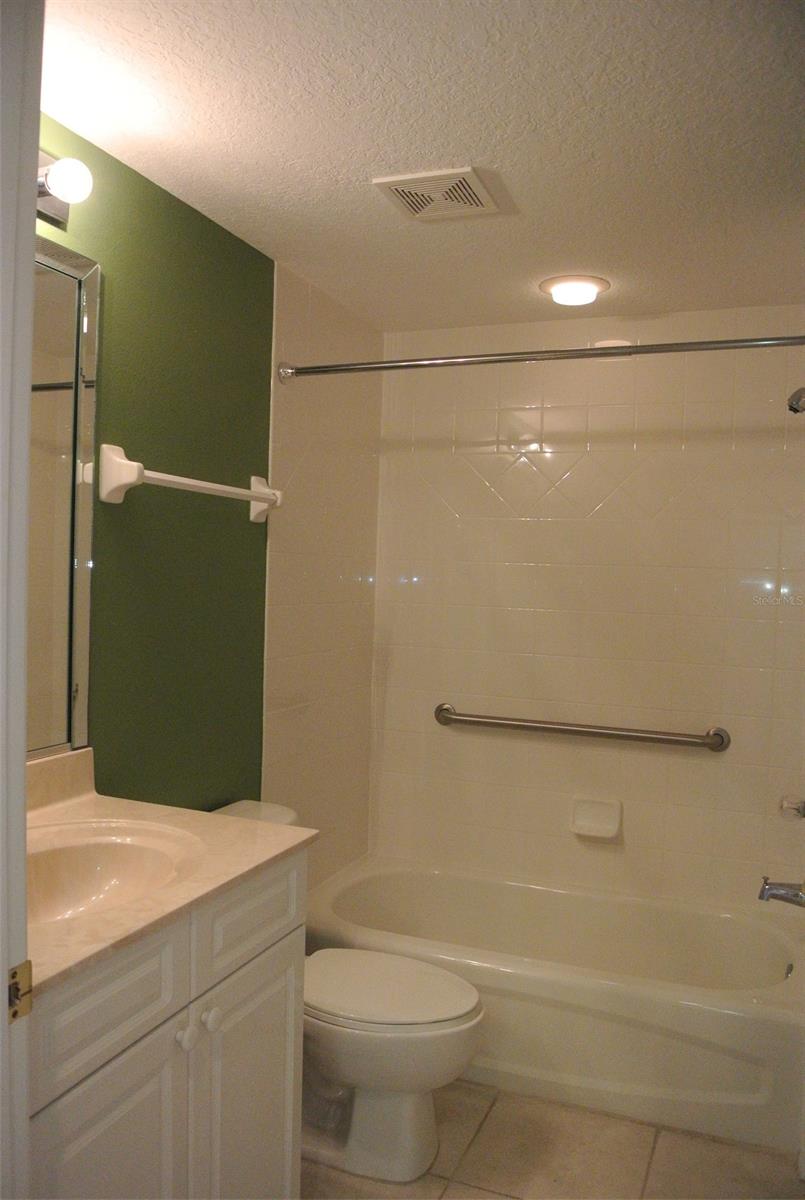 Ocean Walk Condo At Nsb Bldg 04 - Residential