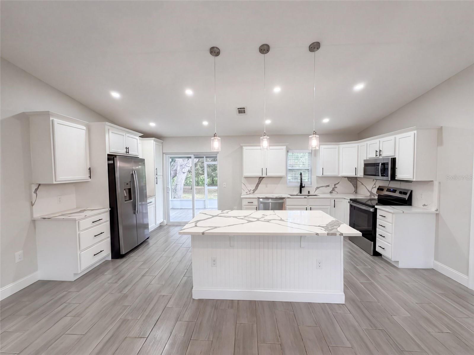 8165 RIDGE ROAD