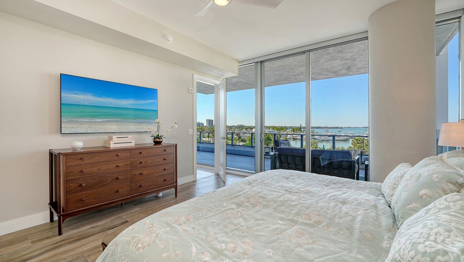 VUE SARASOTA BAY - Residential