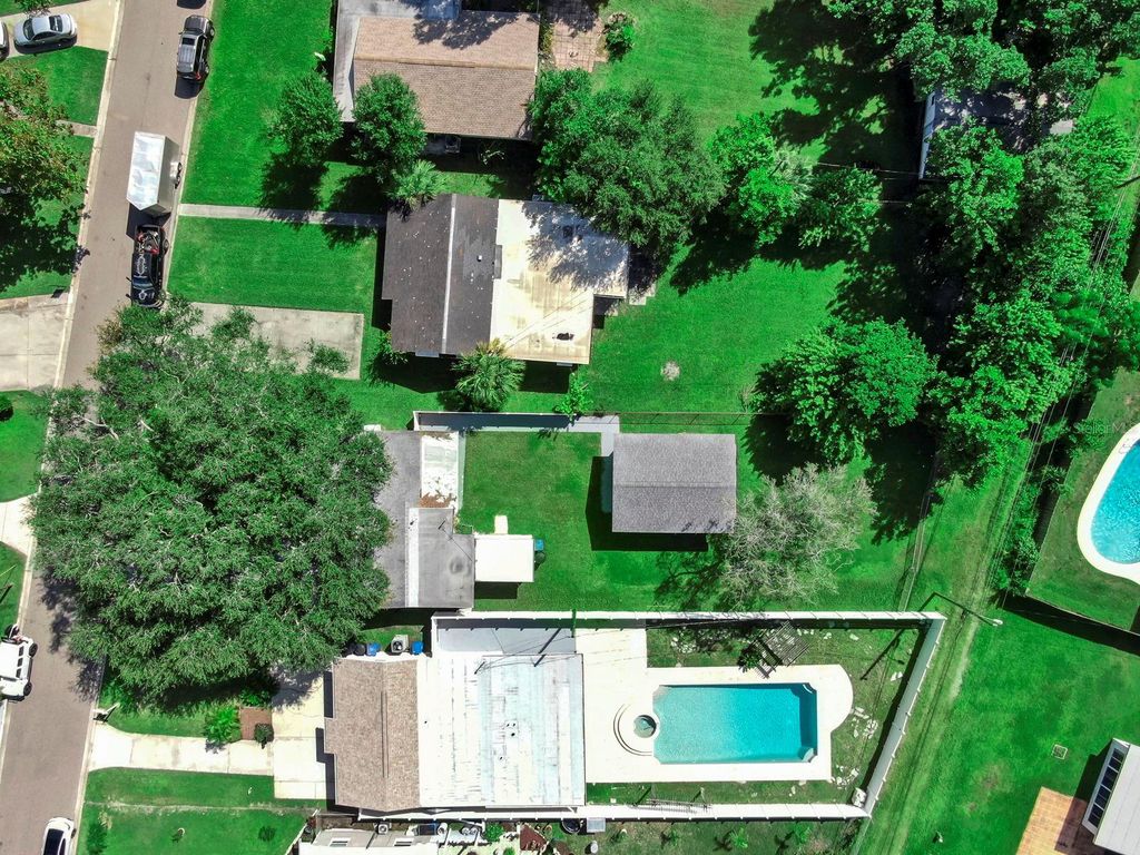 Photo of 730 Lynndale Street N, St Petersburg, FL 33703 (MLS # TB8437280)