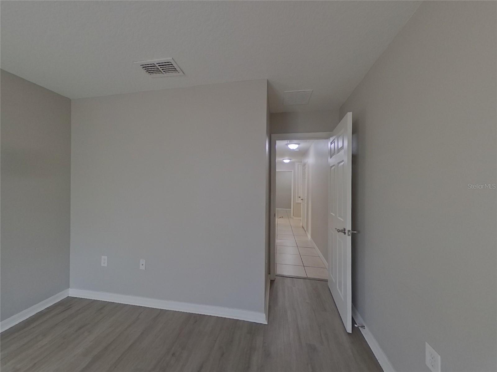 LITTLE CREEK PH 2 - Residential Lease