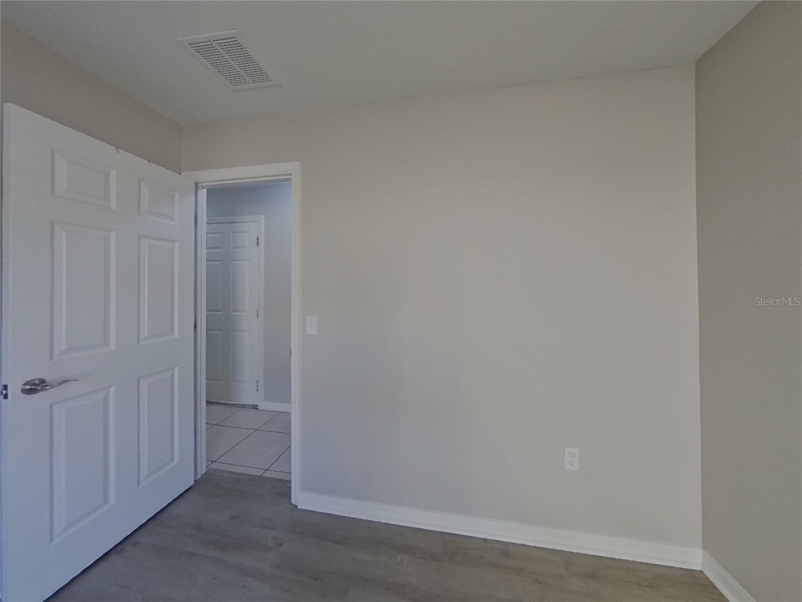 LITTLE CREEK PH 2 - Residential Lease