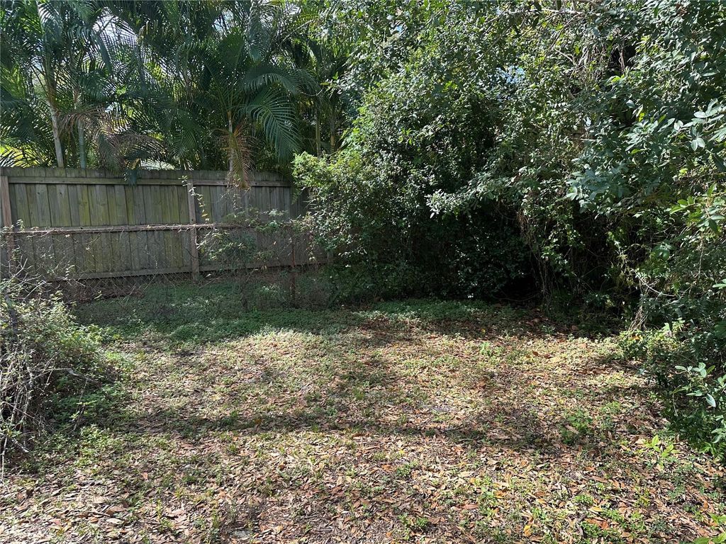 Photo of 3616 W Azeele Street, Tampa, FL 33609 (MLS # TB8483170)