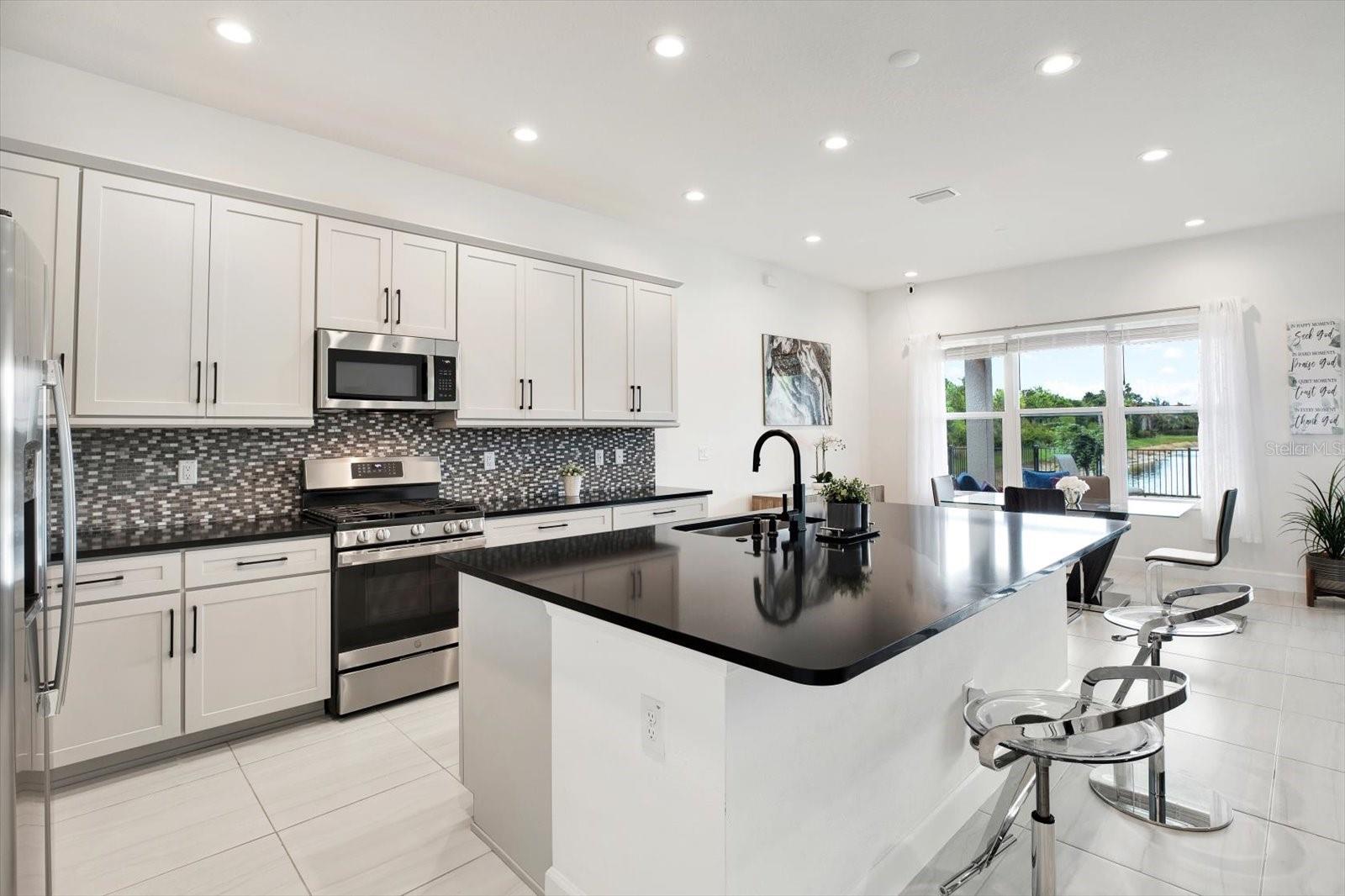 WINDING RIDGE - Residential