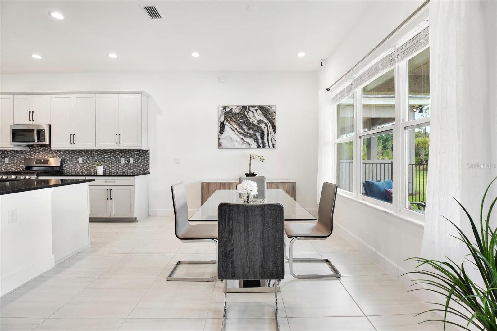 WINDING RIDGE - Residential