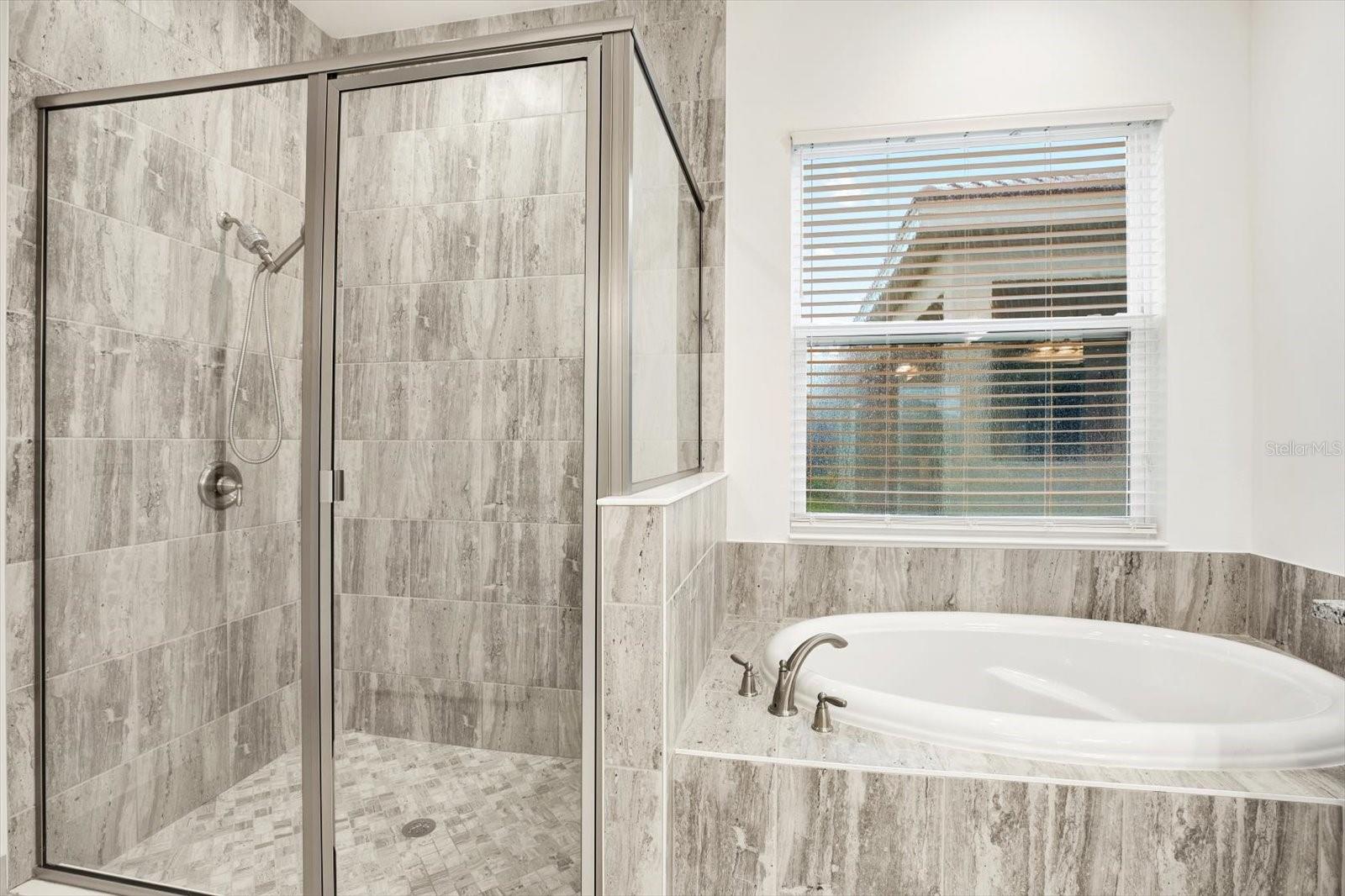 WINDING RIDGE - Residential