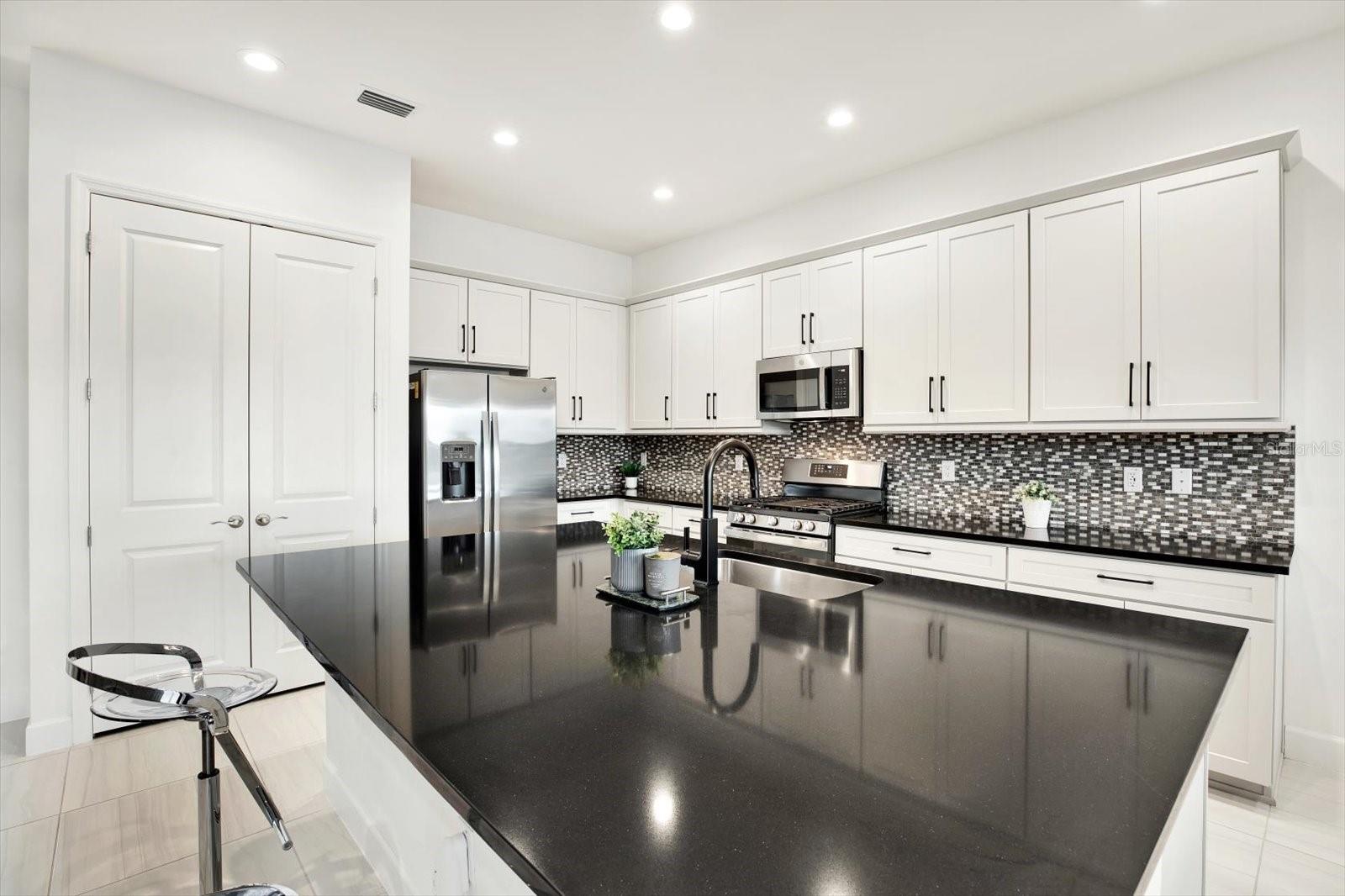 WINDING RIDGE - Residential