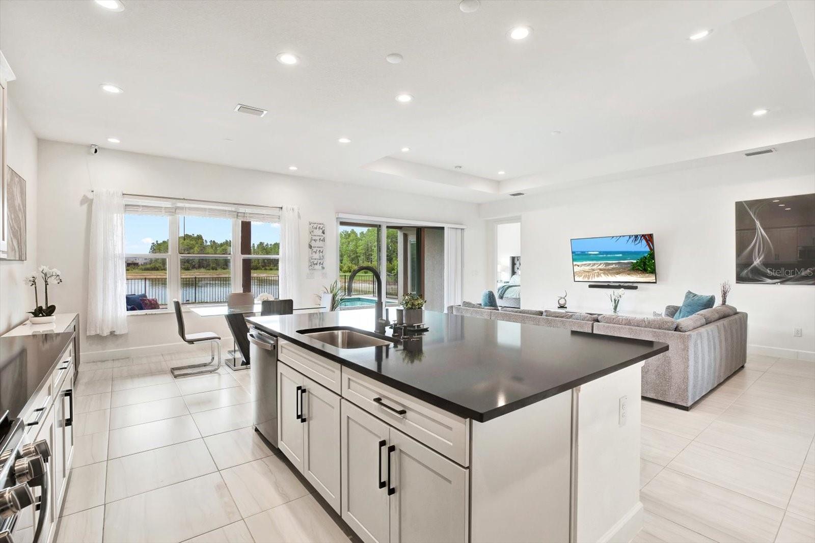 WINDING RIDGE - Residential