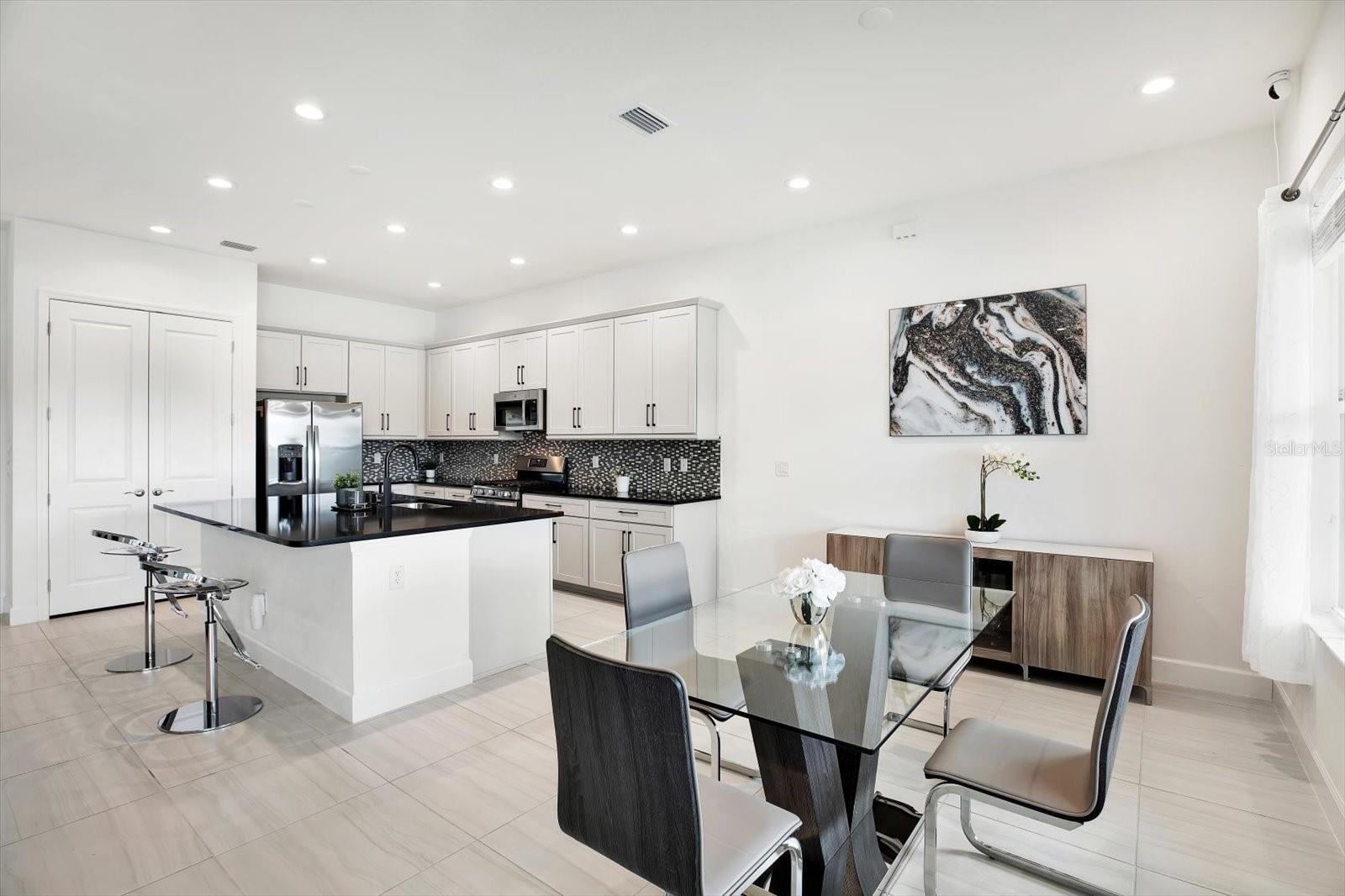 WINDING RIDGE - Residential