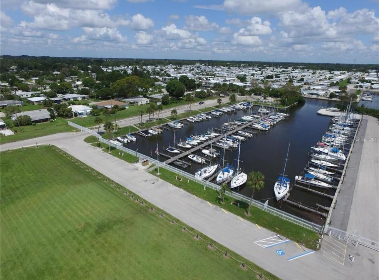 BAYSHORE GARDENS SEC 8 - Residential