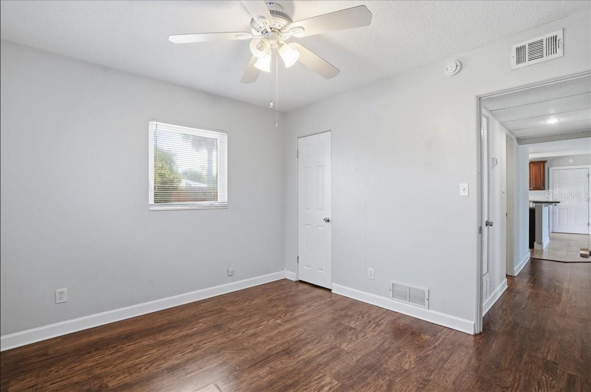 BAYSHORE GARDENS SEC 8 - Residential