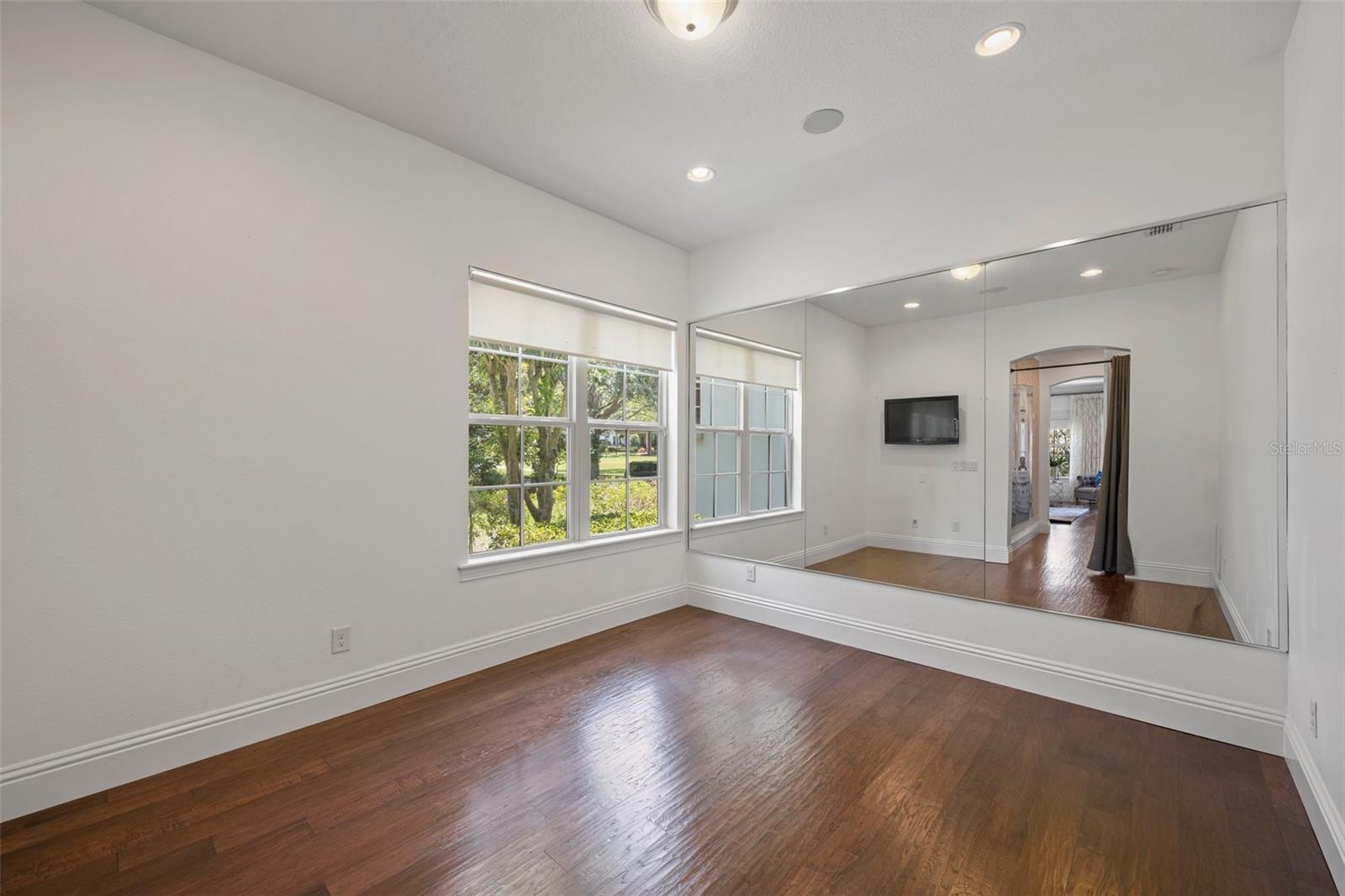 BALDWIN PARK - Residential