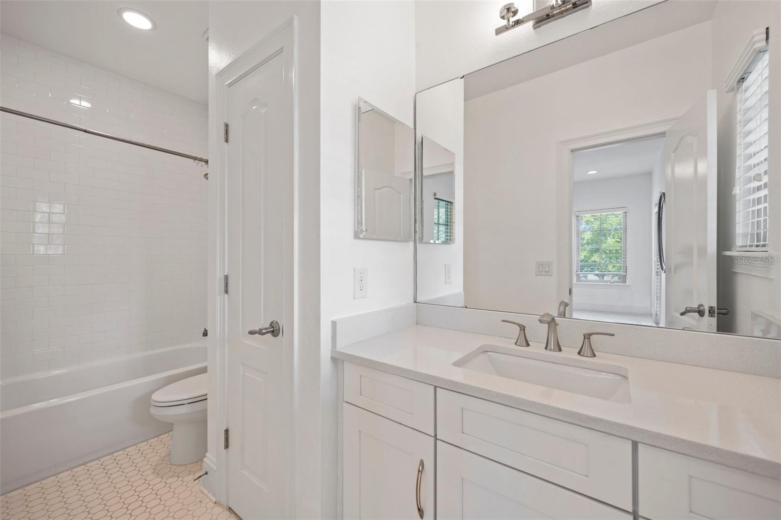 BALDWIN PARK - Residential