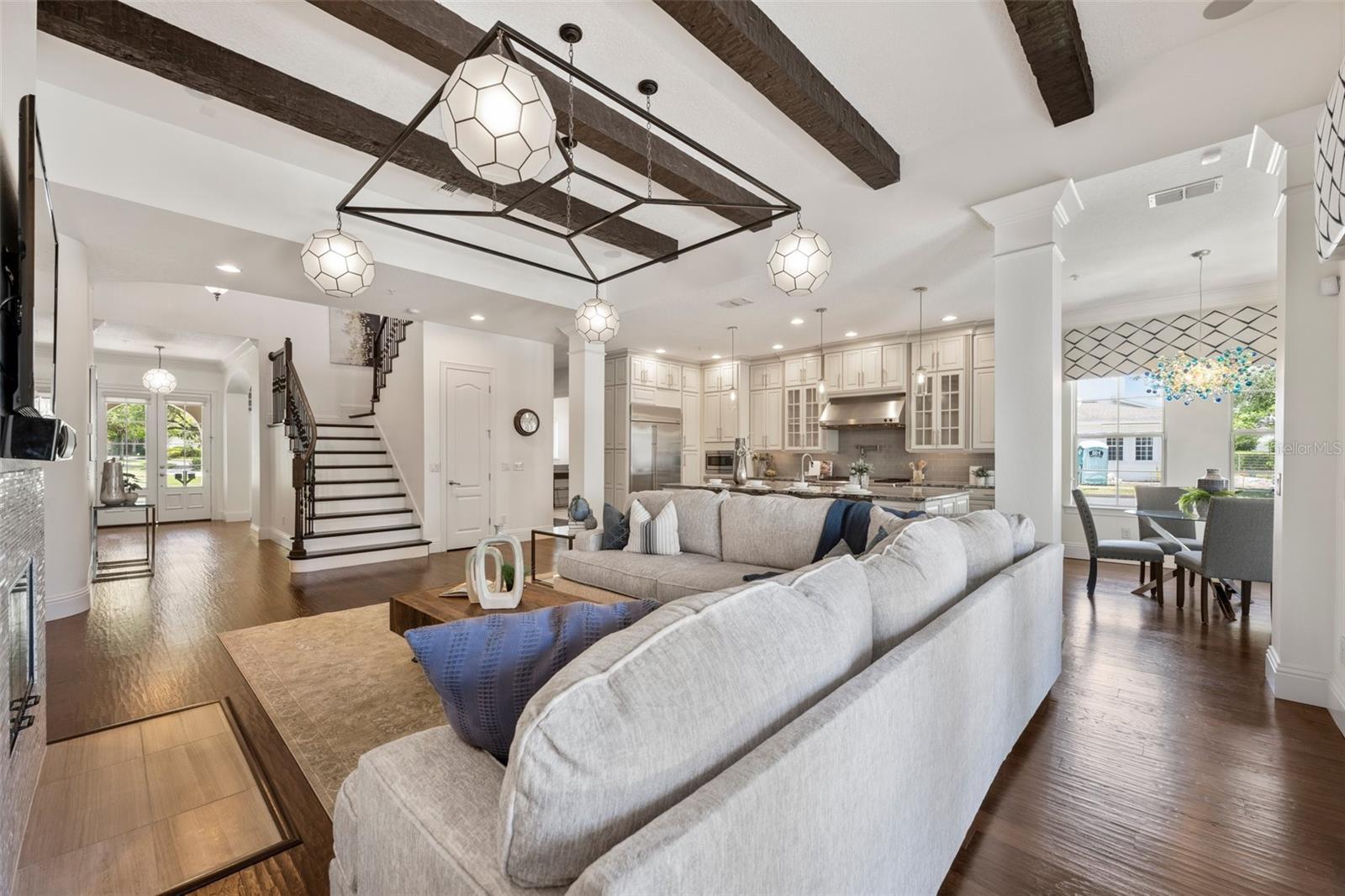 BALDWIN PARK - Residential