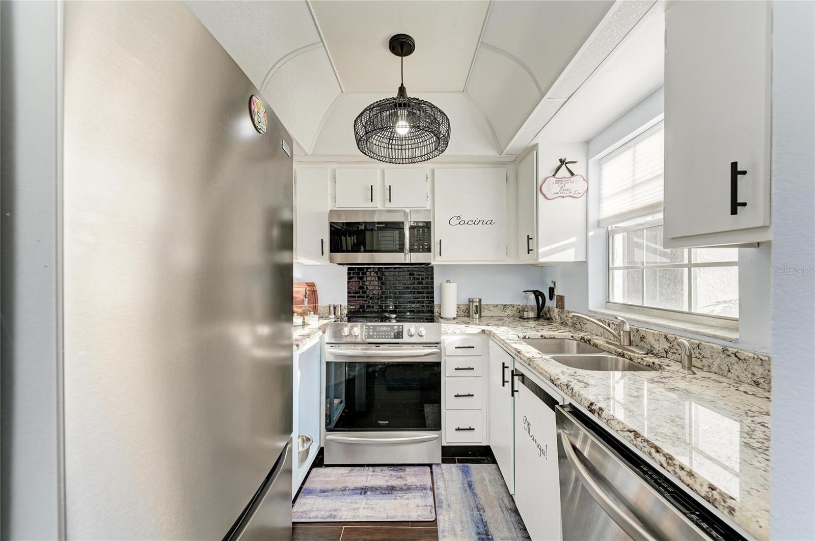 BURGUNDY UNIT TWO - Residential