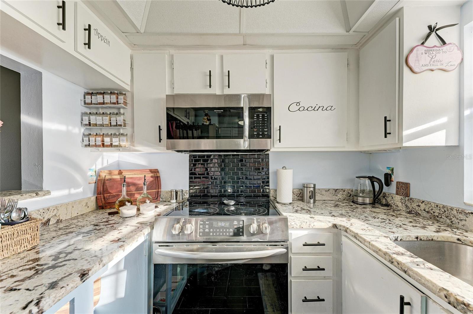 BURGUNDY UNIT TWO - Residential