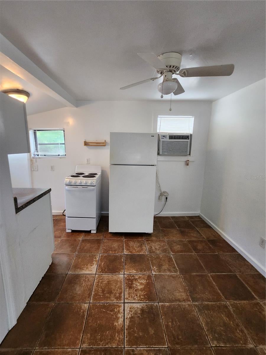 309 W COMANCHE AVENUE C