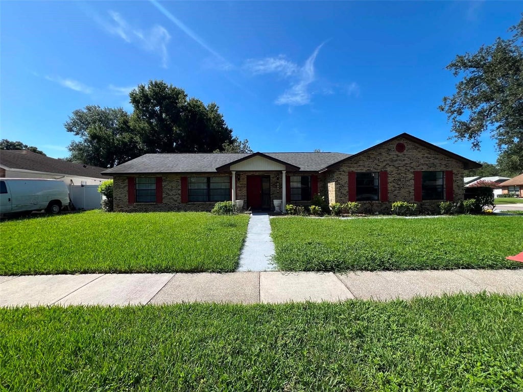 Photo of 8936 Rose Hill Drive, Orlando, FL 32818 (MLS # S5157240)